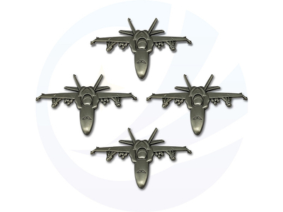 航空機バッジ